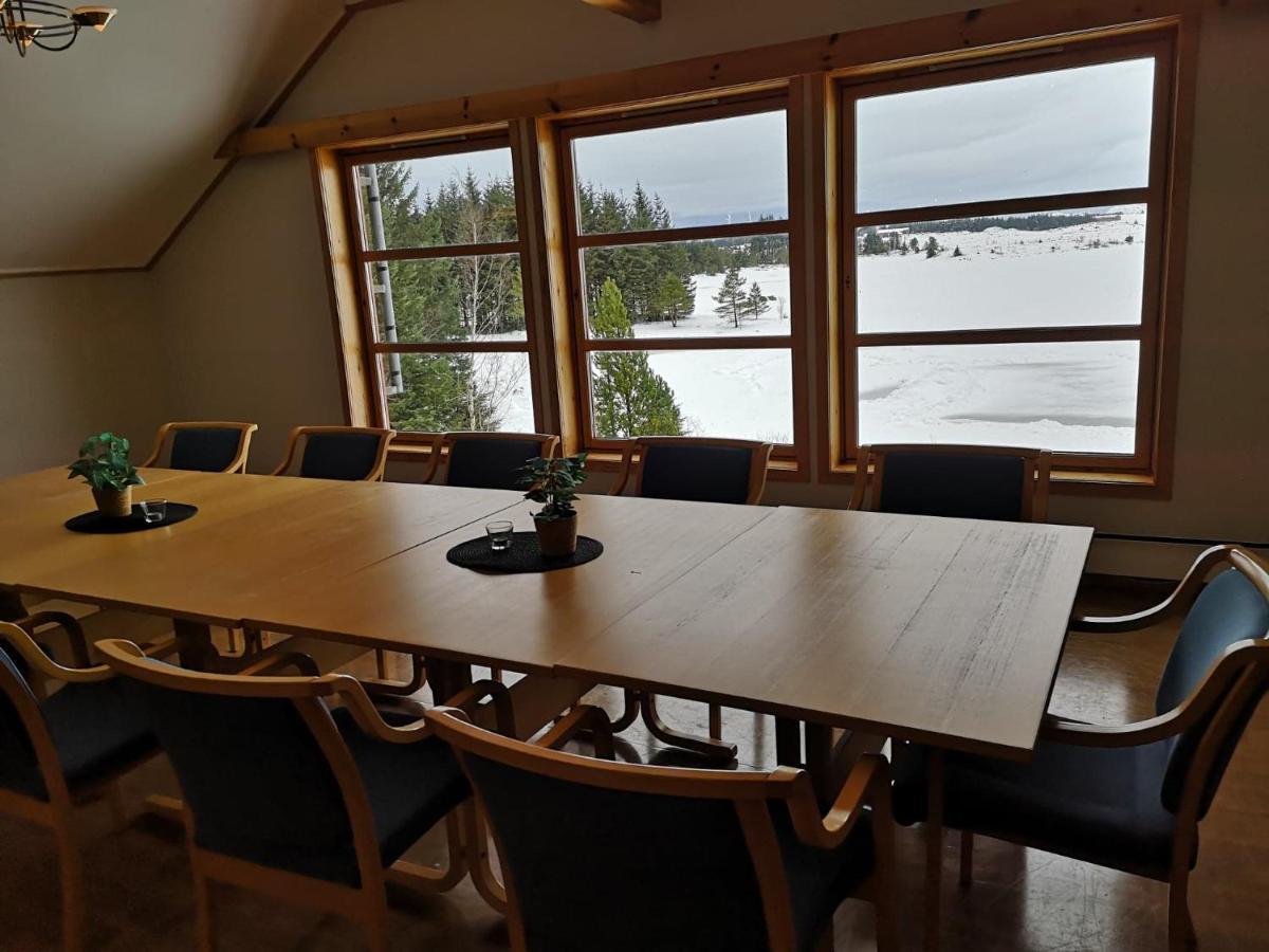 Holmavatn Ungdoms Og Misjonssenter Hotel Varhaug ภายนอก รูปภาพ